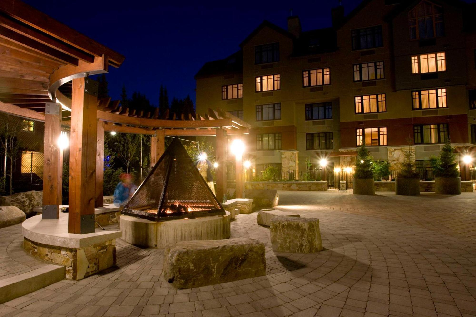 Hilton Whistler Resort&Spa Exterior foto